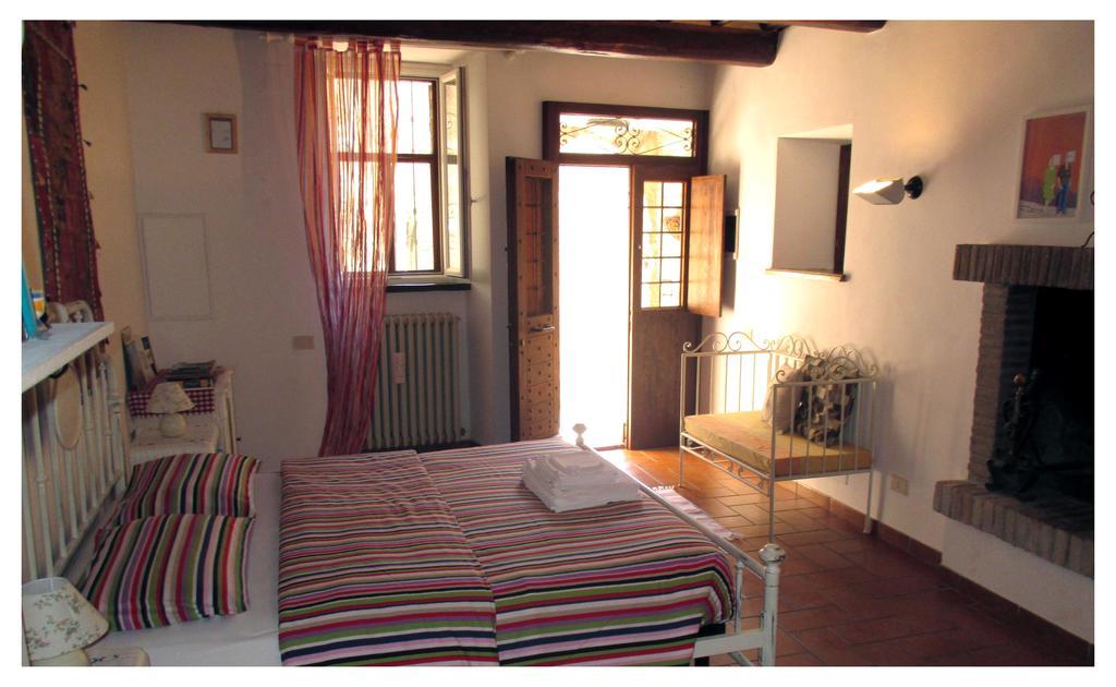 Vico Del Poeta Assis Quarto foto